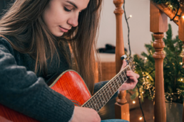 Christmas Guitar Songs - JamPlay + TrueFire